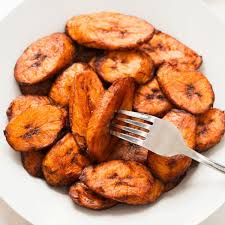 Set Meal 1 - Plain Rice, BBQ Wings, Curry Chicken & Plantain
